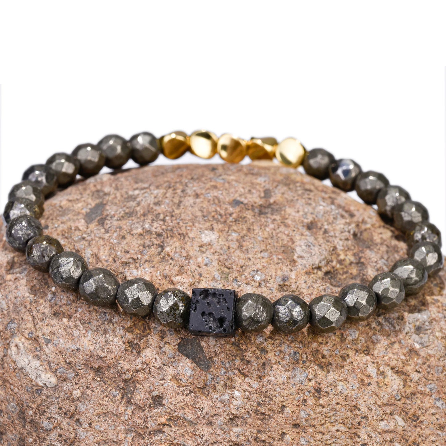 Pulseira de Pirite, Pedra Vulcânica e Ouro – Prosperidade Absoluta